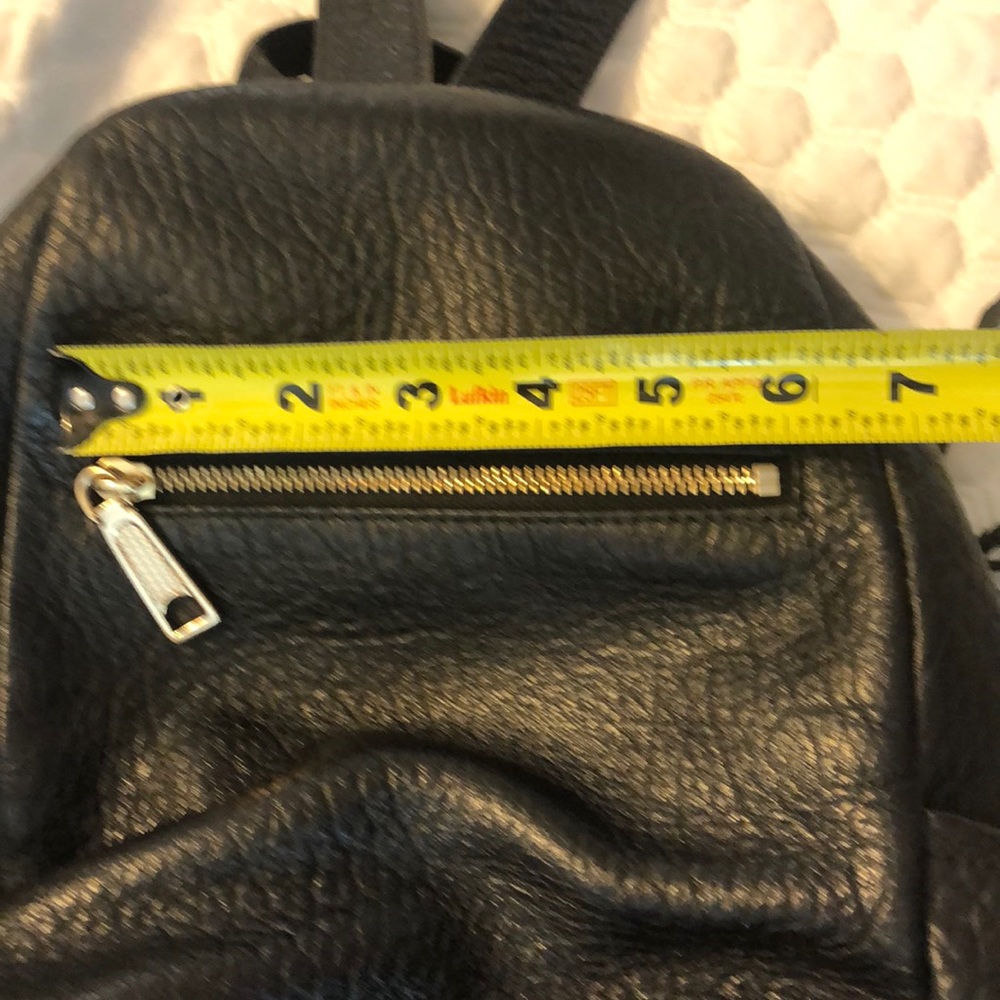 REBECCAMINKOFF LARGE BACKPACK GOLD HARDWARE - Picture 8 of 8